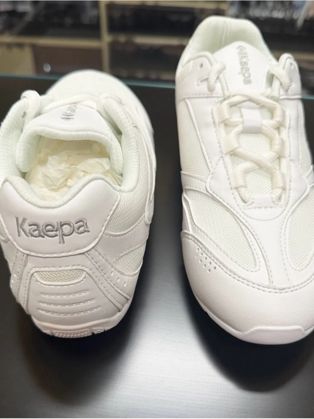 Women’s White Athletic Sneakers with Supportive Mesh Upper